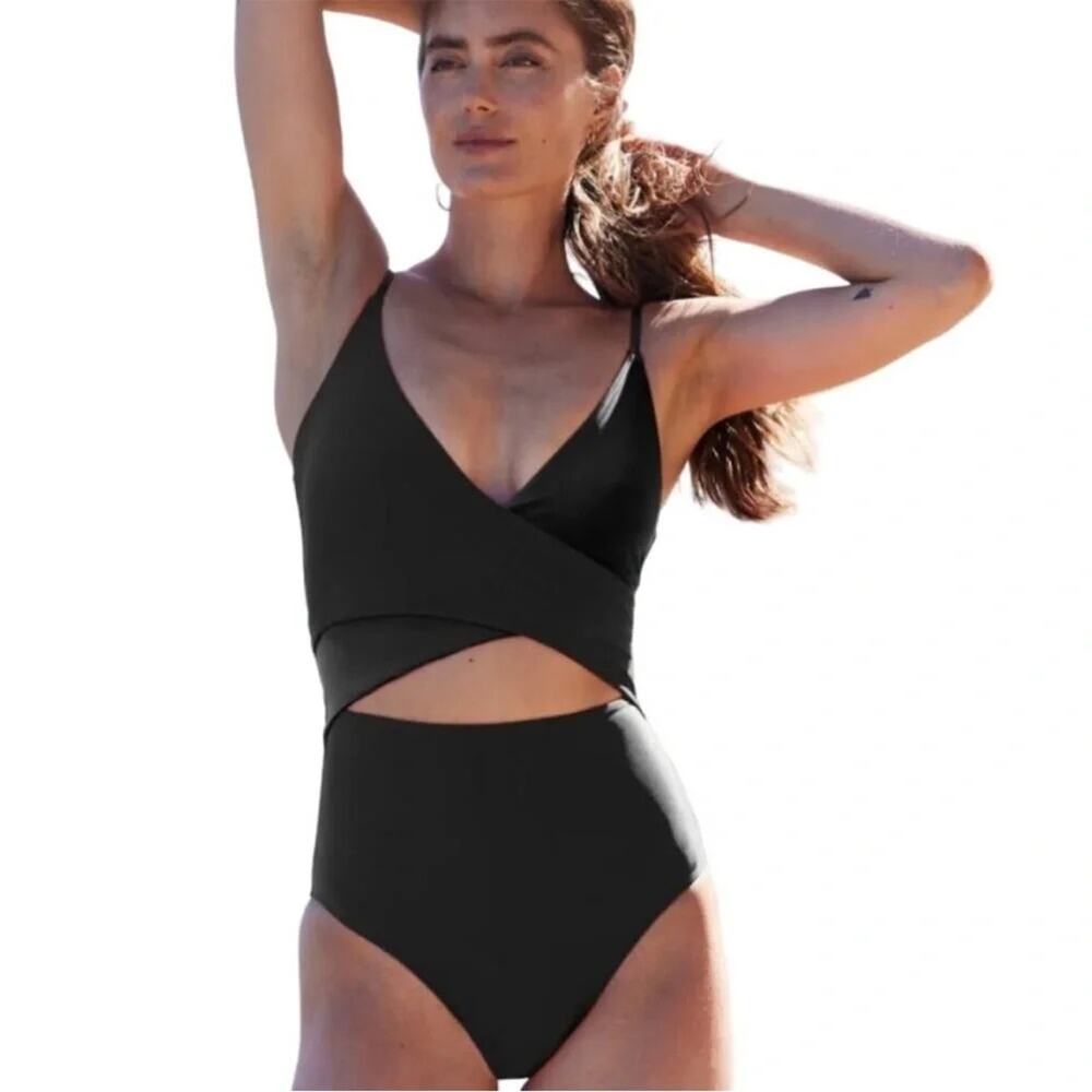 Elegant Black Women's Swimsuit